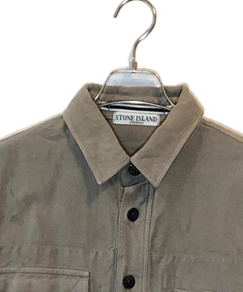 STONE ISLAND（ストーンアイランド）STONE ISLAND (ストーンアイランド) パッチ付きモールスキンシャツ ベージュ サイズ:SIZE XSの古着・服飾アイテム