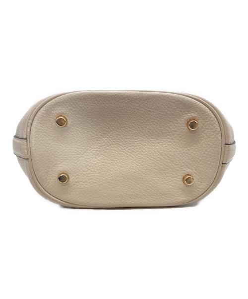 COACH（コーチ）COACH (コーチ) デンプシー ドローストリング バケット バッグ アイボリーの古着・服飾アイテム