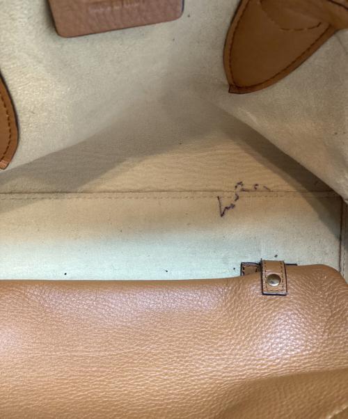 MaxMara（マックスマーラ）MaxMara (マックスマーラ) スクエアレザーハンドバッグ ベージュの古着・服飾アイテム