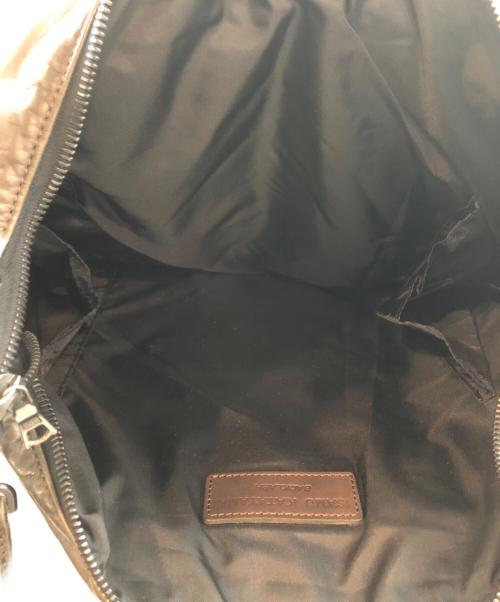 ISAMU KATAYAMA BACKLASH（イサムカタヤマ・バックラッシュ）ISAMU KATAYAMA BACKLASH (イサムカタヤマ・バックラッシュ) 2WAYバッグ オリーブの古着・服飾アイテム