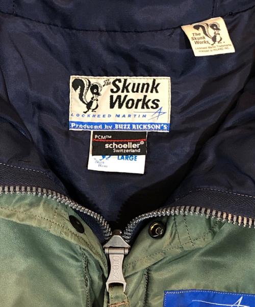 Skunk Works（スカンクワークス）SKUNK WORKS (スカンクワークス) ロッキード スカンクワークス フィールドパーカー カーキ サイズ:Lの古着・服飾アイテム