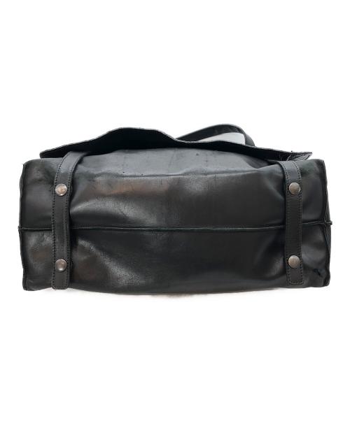 BOTTEGA VENETA（ボッテガベネタ）BOTTEGA VENETA (ボッテガベネタ) イントレチャートメッセンジャーバッグ ブラックの古着・服飾アイテム