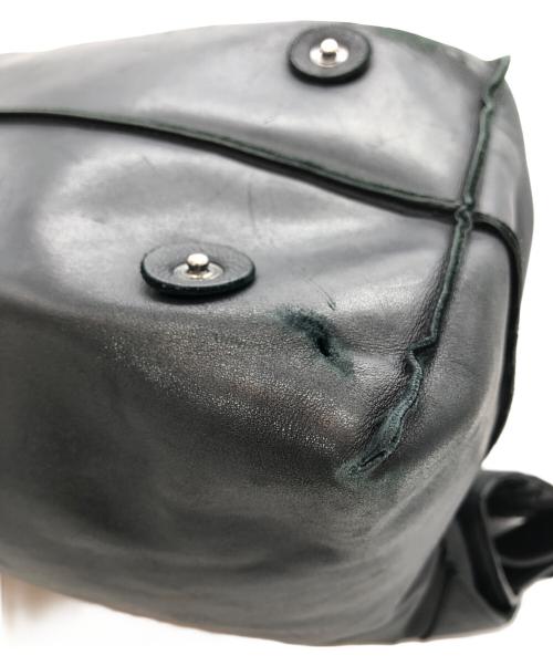 BOTTEGA VENETA（ボッテガベネタ）BOTTEGA VENETA (ボッテガベネタ) イントレチャートメッセンジャーバッグ ブラックの古着・服飾アイテム