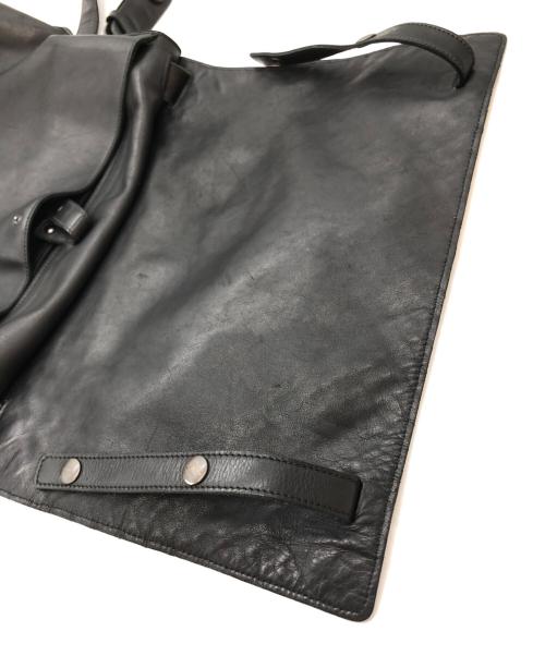 BOTTEGA VENETA（ボッテガベネタ）BOTTEGA VENETA (ボッテガベネタ) イントレチャートメッセンジャーバッグ ブラックの古着・服飾アイテム