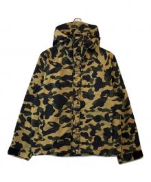 A BATHING APE（ア ベイシング エイプ）の古着「マウンテンパーカー」｜ベージュ