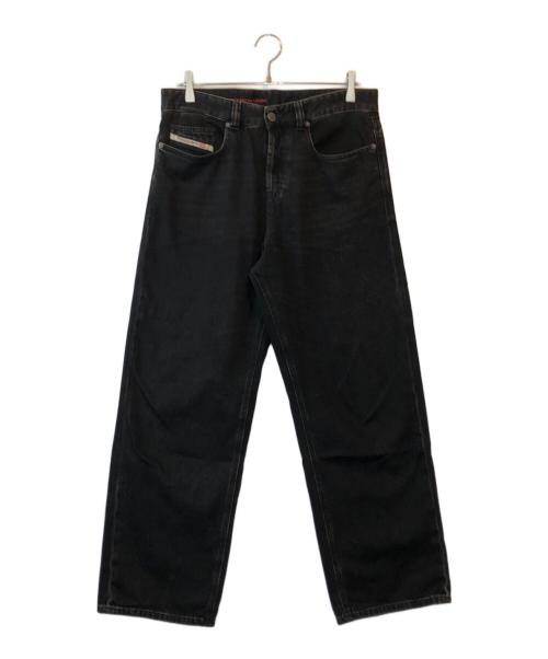 DIESEL（ディーゼル）DIESEL (ディーゼル) relaxed jeans 2001 d-macro 09i35 ブラック サイズ:W30の古着・服飾アイテム