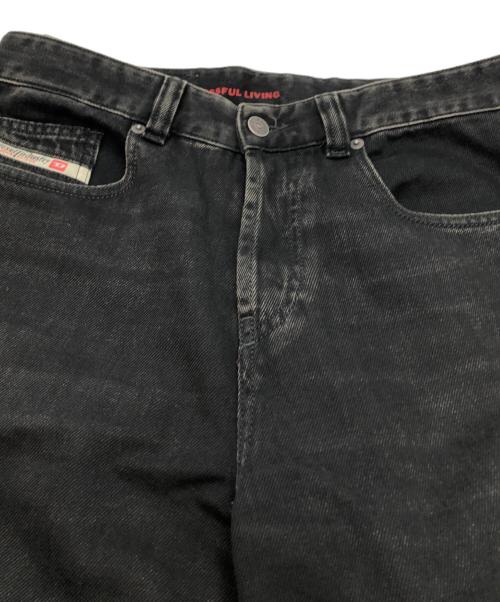 DIESEL（ディーゼル）DIESEL (ディーゼル) relaxed jeans 2001 d-macro 09i35 ブラック サイズ:W30の古着・服飾アイテム