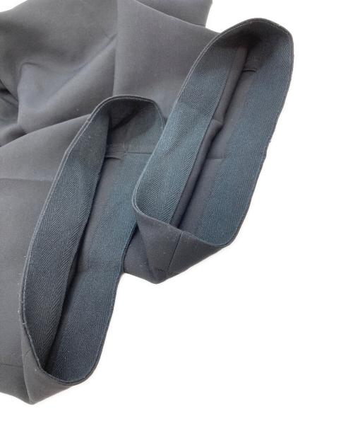 sacai（サカイ）sacai (サカイ) Matelasse Twill Pants ベルテッドパンツ　サカイ sacai ベルト付きセンタープレススラックスロングパンツ ブラック サイズ:SIZE 2の古着・服飾アイテム