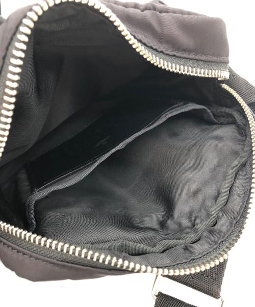 Vivienne Westwood（ヴィヴィアンウエストウッド）Vivienne Westwood (ヴィヴィアンウエストウッド) OBR ショルダーバッグ ブラックの古着・服飾アイテム