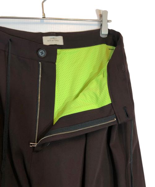 BED J.W. FORD（ベッドフォード）BED J.W. FORD (ベッドフォード) タックパンツ ブラウン サイズ:1の古着・服飾アイテム