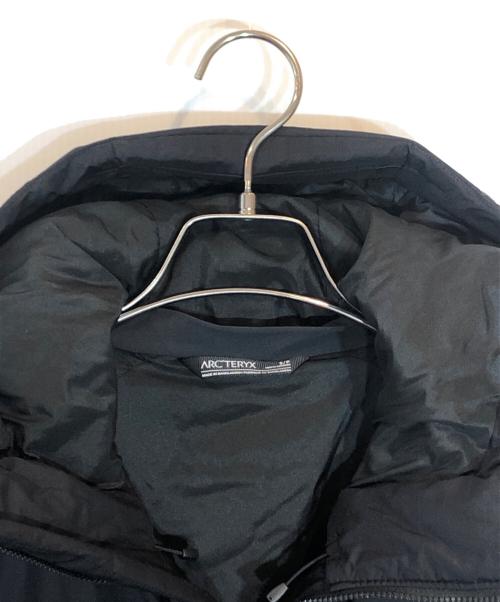 ARC'TERYX（アークテリクス）ARC'TERYX (アークテリクス) atom AR HOODY L men's ブラック サイズ:S 未使用品の古着・服飾アイテム