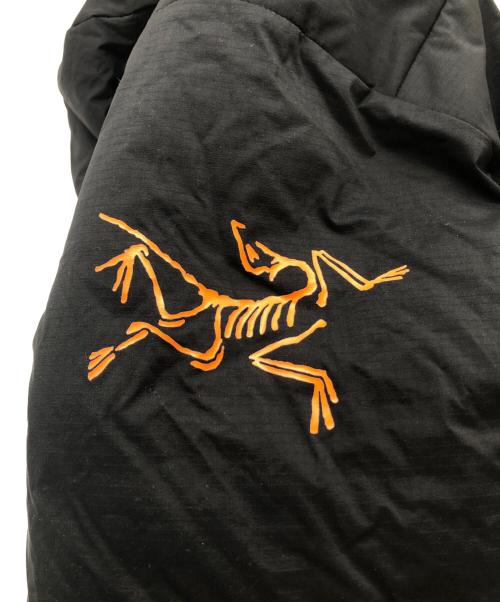 ARC'TERYX（アークテリクス）ARC'TERYX (アークテリクス) atom AR HOODY L men's ブラック サイズ:S 未使用品の古着・服飾アイテム