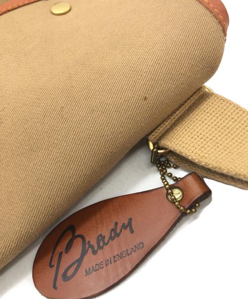 brady（ブレディ）Brady (ブレディ) AVON ショルダーバッグ カーキの古着・服飾アイテム
