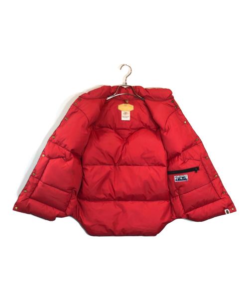 RockyMountainFeatherBed（ロッキーマウンテンフェザーベッド）RockyMountainFeatherBed (ロッキーマウンテンフェザーベッド) BAPE BY A BATHING APE (ベイプバイアベイシングエイプ) ダウンベスト ネイビー×ベージュ サイズ:SIZE 40の古着・服飾アイテム
