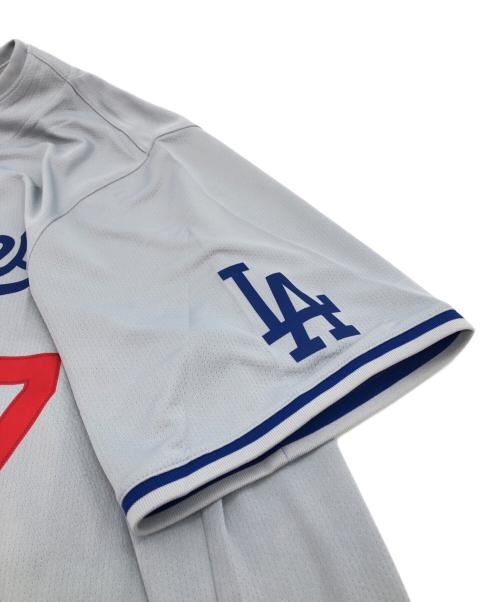 NIKE（ナイキ）NIKE (ナイキ) MLB (エムエルビー) シャツ グレー サイズ:XL 未使用品の古着・服飾アイテム