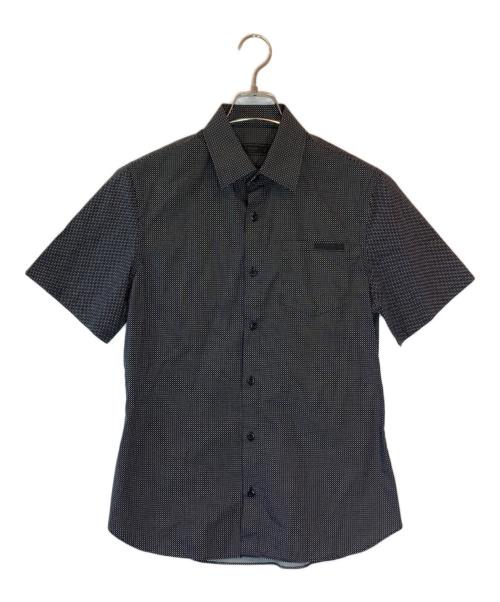 PRADA（プラダ）PRADA (プラダ) コットンタイプライターショートスリーブシャツ ブラック サイズ:SIZE 38の古着・服飾アイテム