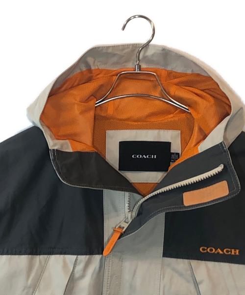 COACH（コーチ）COACH (コーチ) カラーブロック ファンクショナル ジャケット ベージュ サイズ:Mの古着・服飾アイテム