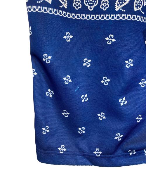 Needles（ニードルズ）Needles (ニードルズ) MIYAGIHIDETAKA (ミヤギヒデタカ) Bandana Print Track Short ブルー サイズ:Lの古着・服飾アイテム