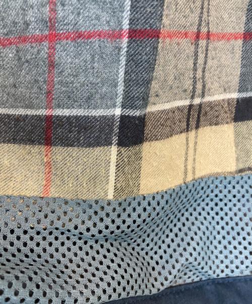 Barbour（バブアー）Barbour (バブアー) パッチワークリメイク BEAUFORT JACKET ネイビー サイズ:Mの古着・服飾アイテム