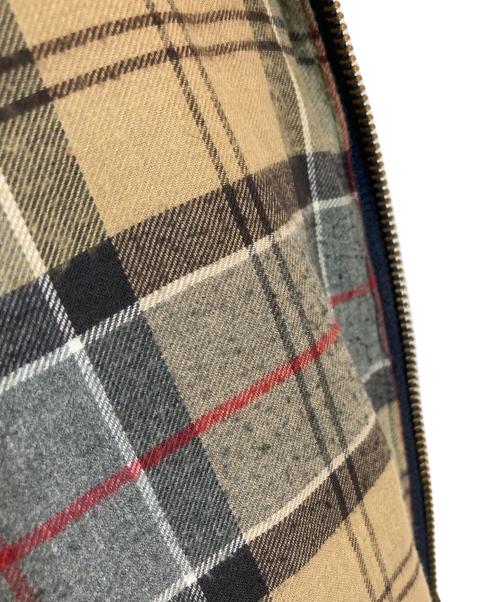 Barbour（バブアー）Barbour (バブアー) パッチワークリメイク BEAUFORT JACKET ネイビー サイズ:Mの古着・服飾アイテム