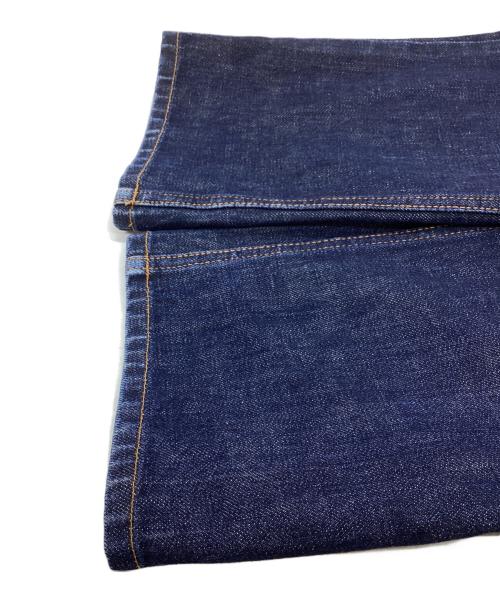 GUCCI（グッチ）GUCCI (グッチ) バックロゴ刺繍ストレートデニムパンツ ブルー サイズ:４６の古着・服飾アイテム