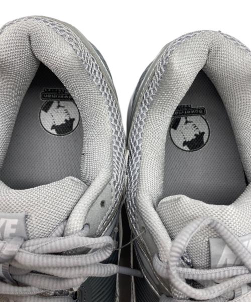 NIKE（ナイキ）NIKE (ナイキ) スニーカー グレー サイズ:US10.5の古着・服飾アイテム