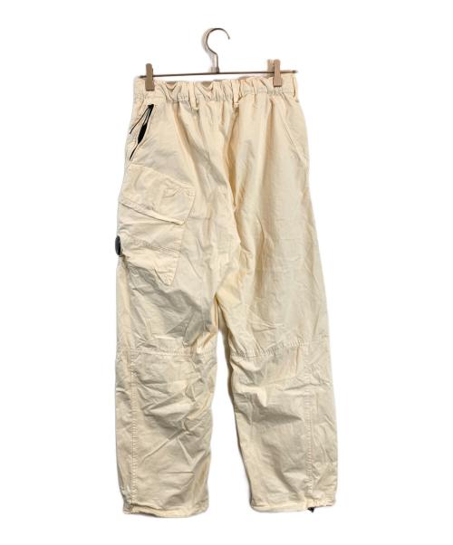 C.P COMPANY（シーピーカンパニー）C.P COMPANY (シーピーカンパニー) MICROREPS LOOSE CARGO PANTS ベージュ サイズ:44の古着・服飾アイテム