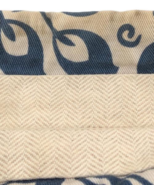 LOEWE（ロエベ）LOEWE (ロエベ) ドローストリングポーチ ベージュの古着・服飾アイテム