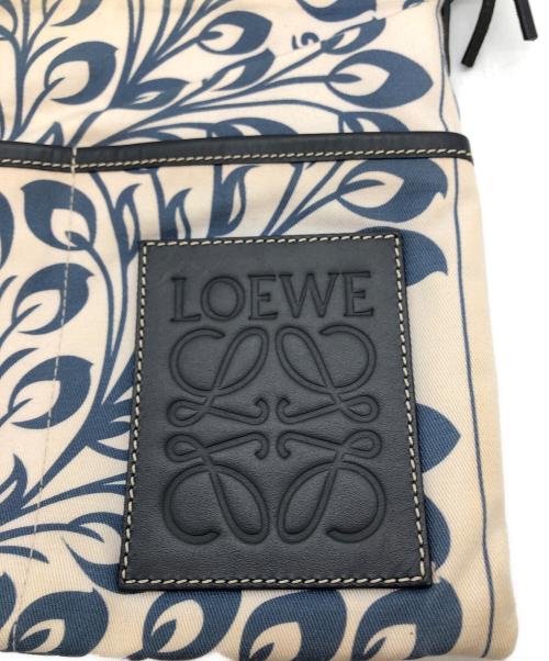 LOEWE（ロエベ）LOEWE (ロエベ) ドローストリングポーチ ベージュの古着・服飾アイテム