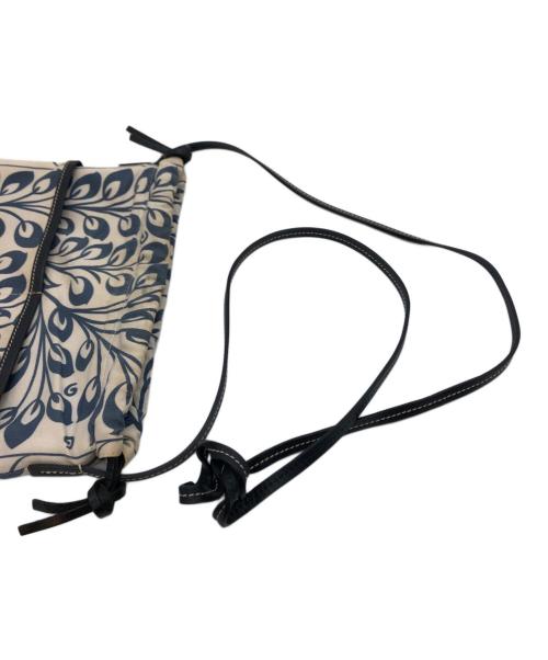 LOEWE（ロエベ）LOEWE (ロエベ) ドローストリングポーチ ベージュの古着・服飾アイテム