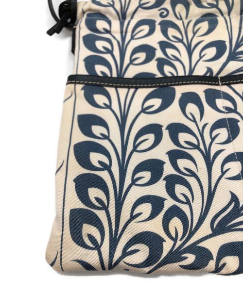 LOEWE（ロエベ）LOEWE (ロエベ) ドローストリングポーチ ベージュの古着・服飾アイテム