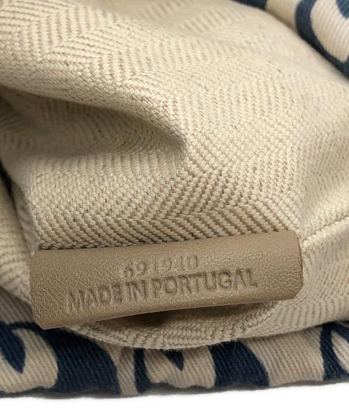 LOEWE（ロエベ）LOEWE (ロエベ) ドローストリングポーチ ベージュの古着・服飾アイテム