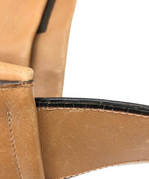 PRADA（プラダ）PRADA (プラダ) 型押しワンショルダーバッグ ベージュの古着・服飾アイテム