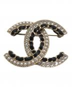CHANELシャネル）の古着「ココマークブローチ」｜ゴールド×ブラック