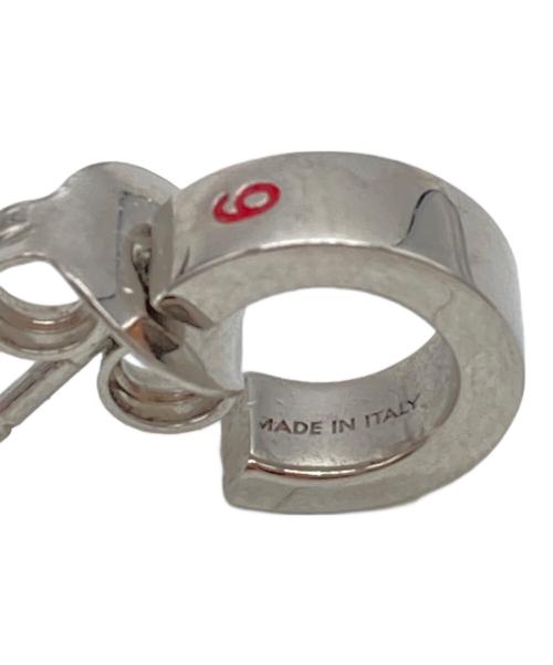 MM6 Maison Margiela（エムエムシックスメゾンマルジェラ）MM6 Maison Margiela (エムエムシックスメゾンマルジェラ) フープピアス シルバーの古着・服飾アイテム