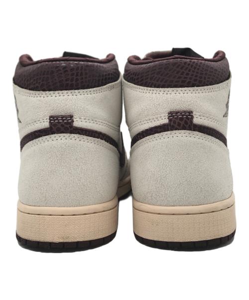 NIKE（ナイキ）NIKE (ナイキ) AIR JORDAN 1 RETRO HI OG ホワイト サイズ:US9.5の古着・服飾アイテム