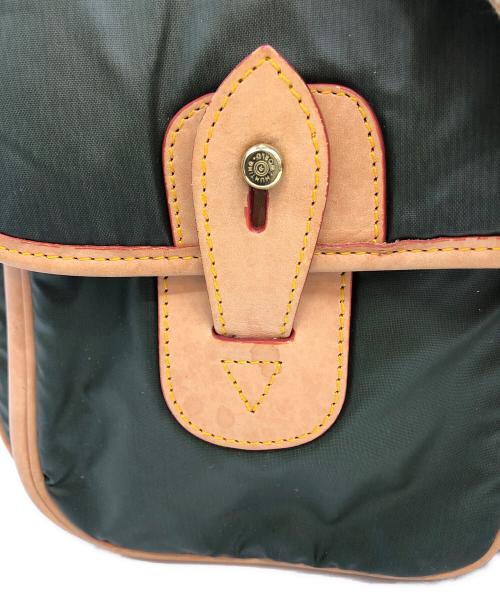 HUNTING WORLD（ハンティングワールド）HUNTING WORLD (ハンティングワールド) バチュ－クロスショルダーバッグ オリーブの古着・服飾アイテム