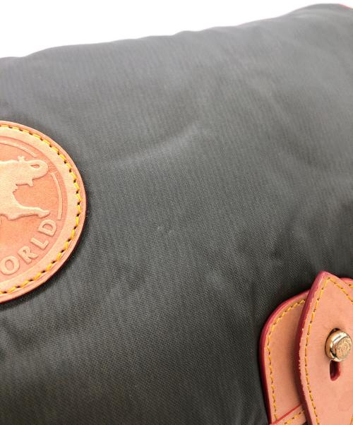 HUNTING WORLD（ハンティングワールド）HUNTING WORLD (ハンティングワールド) バチュ－クロスショルダーバッグ オリーブの古着・服飾アイテム