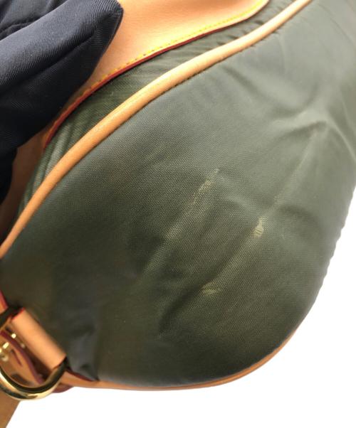 HUNTING WORLD（ハンティングワールド）HUNTING WORLD (ハンティングワールド) バチュ－クロスショルダーバッグ オリーブの古着・服飾アイテム