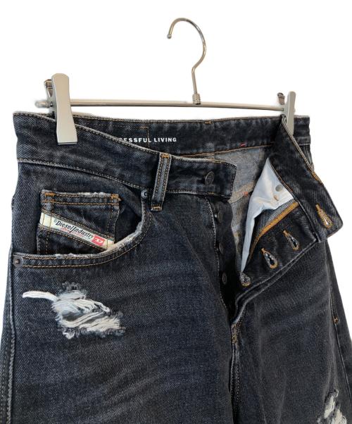 DIESEL（ディーゼル）DIESEL (ディーゼル) relaxed jeans d-rise 007dn ブラック サイズ:W28の古着・服飾アイテム