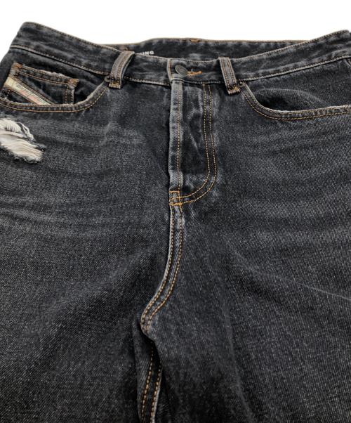 DIESEL（ディーゼル）DIESEL (ディーゼル) relaxed jeans d-rise 007dn ブラック サイズ:W28の古着・服飾アイテム