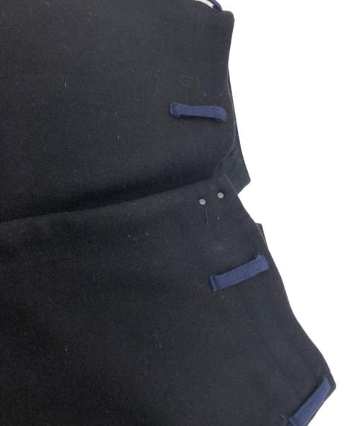 COMOLI（コモリ）COMOLI (コモリ) メルトン バックストラップパンツ ブラック サイズ:SIZE Mの古着・服飾アイテム