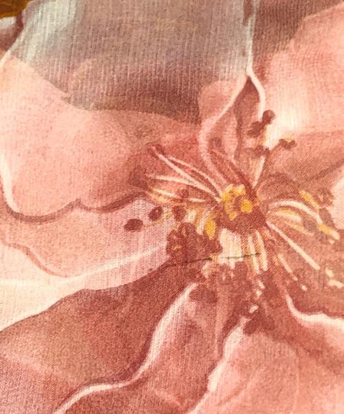 CHANEL（シャネル）CHANEL (シャネル) 大判シルクスカーフ ブラウン サイズ:下記参照の古着・服飾アイテム