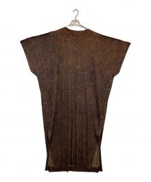 PLEATS PLEASE（プリーツプリーズ）の古着「落葉総柄 変形 ポンチョワンピース」｜ブラウン