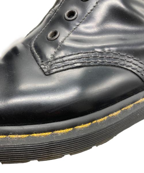 Dr.Martens（ドクターマーチン）Dr.Martens (ドクターマーチン) vetement (ヴェットモン) 10ホールブーツ ブラック サイズ:UK 9 1/2の古着・服飾アイテム