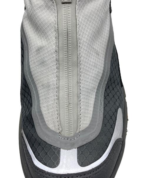 HOKAONEONE（ホカオネオネ）HOKAONEONE (ホカオネオネ) U PROJECT TRANSPORT グレー サイズ:SIZE US 9の古着・服飾アイテム