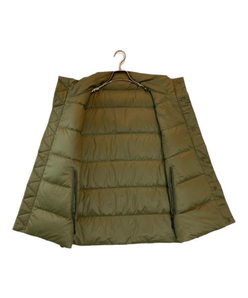 WHITE MOUNTAINEERING（ホワイトマウンテ二アニング）WHITE MOUNTAINEERING (ホワイトマウンテ二アニング) TAION (タイオン) REVERSIBLE DOWN VEST オリーブ サイズ:Mの古着・服飾アイテム