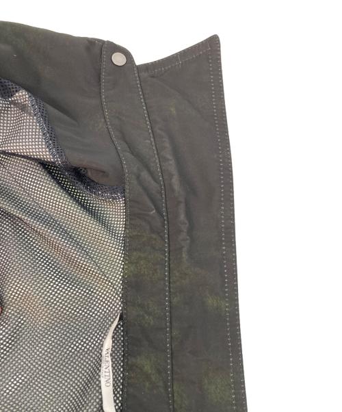 VALENTINO（ヴァレンティノ）VALENTINO (ヴァレンティノ) ナイロンジャケット ブラック サイズ:SIZE 46の古着・服飾アイテム