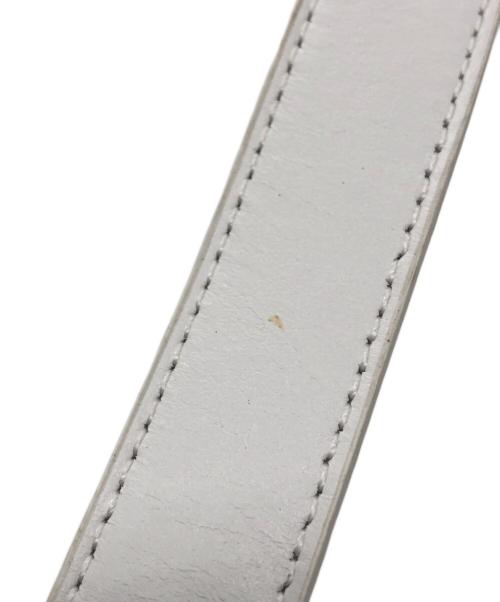 DIESEL（ディーゼル）DIESEL (ディーゼル) Dメタルロゴ 1DR レザーショルダーバッグ ホワイトの古着・服飾アイテム