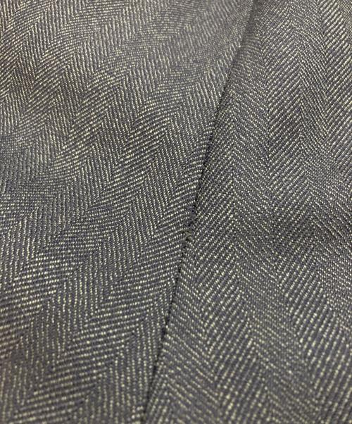 Brilla per il gusto（ブリッラ ペル イルグースト）Brilla per il gusto (ブリッラ ペル イルグースト) シャドーヘリンボーン3ピーススーツ グレー サイズ:SIZE 44の古着・服飾アイテム